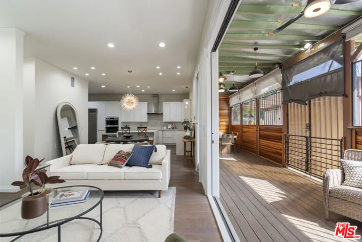 1810 Westmoreland Boulevard, Los Angeles, California 90006