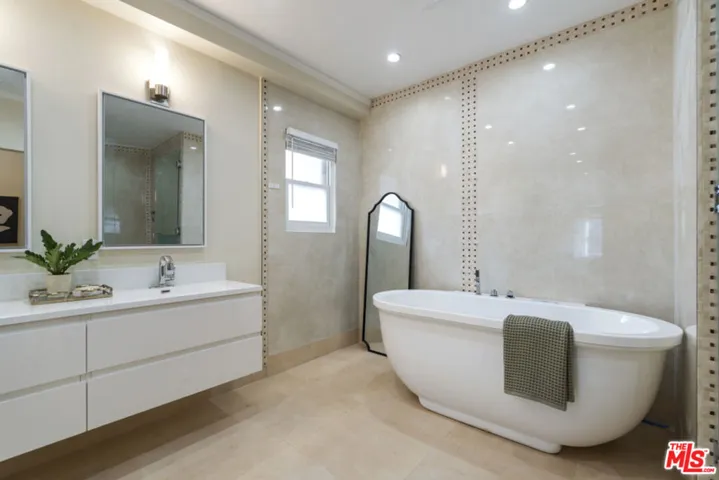 Primary/Master Bath