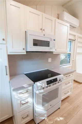 1145 North Coast Highway C, Laguna Beach, California 92651