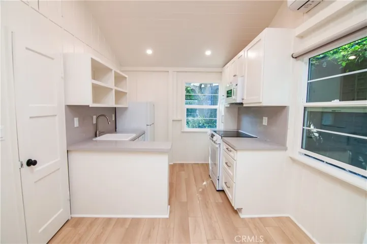 1145 North Coast Highway C, Laguna Beach, California 92651