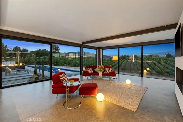 36453 Via El Pais Bonita, Temecula, California 92592