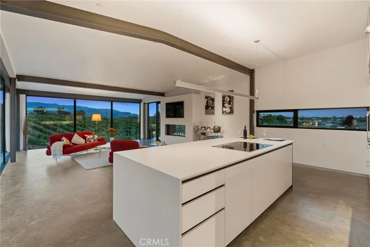 36453 Via El Pais Bonita, Temecula, California 92592