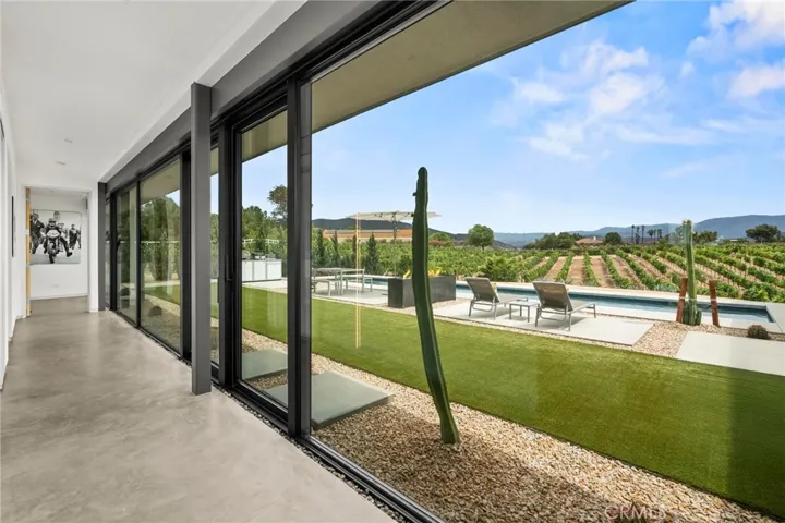 36453 Via El Pais Bonita, Temecula, California 92592