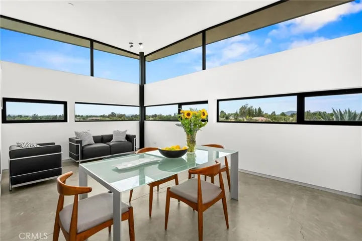 36453 Via El Pais Bonita, Temecula, California 92592