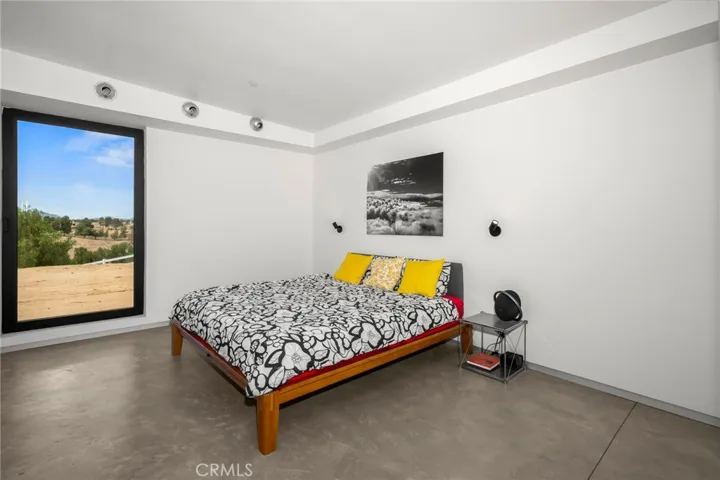 36453 Via El Pais Bonita, Temecula, California 92592