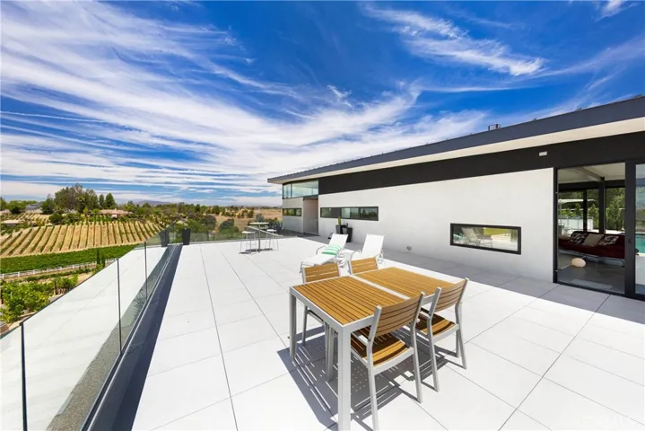36453 Via El Pais Bonita, Temecula, California 92592