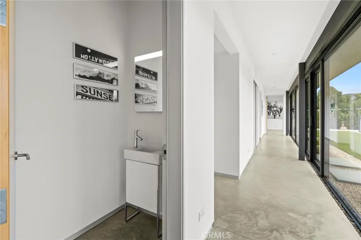 36453 Via El Pais Bonita, Temecula, California 92592