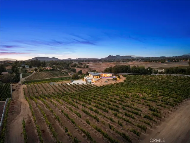 36453 Via El Pais Bonita, Temecula, California 92592