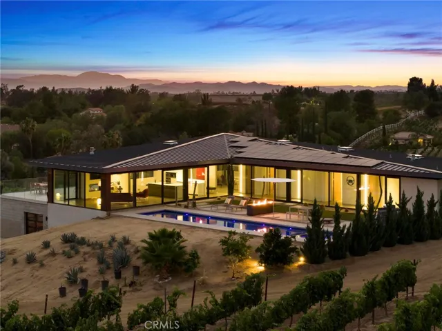36453 Via El Pais Bonita, Temecula, California 92592
