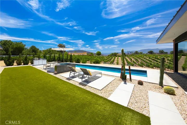 36453 Via El Pais Bonita, Temecula, California 92592