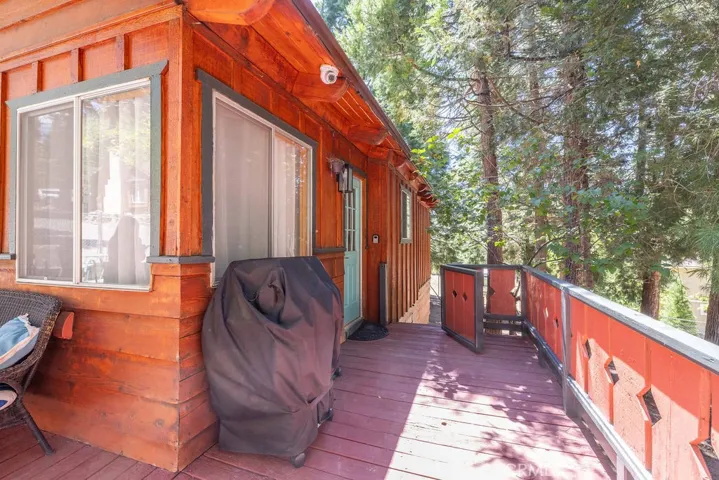 2383 Secret, Running Springs, California 92382