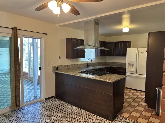11111 S Osage, Inglewood, California 90304