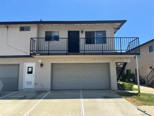 2057 Calle La Sombra 4, Simi Valley, California 93063