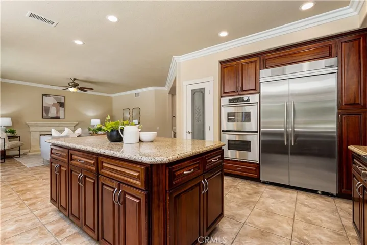 970 S Barton Court, Anaheim Hills, California 92808