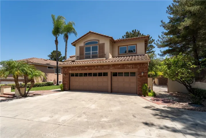970 S Barton Court, Anaheim Hills, California 92808