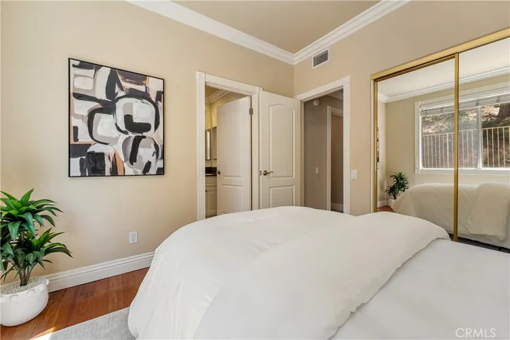 970 S Barton Court, Anaheim Hills, California 92808