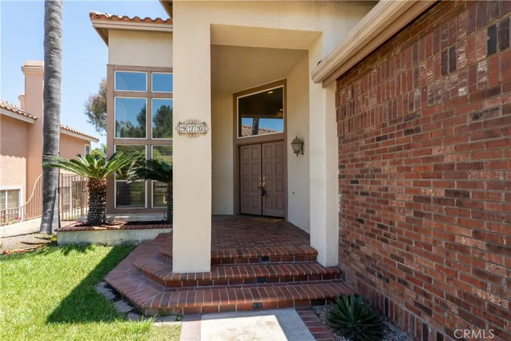 970 S Barton Court, Anaheim Hills, California 92808