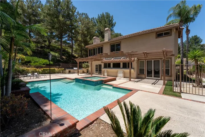 970 S Barton Court, Anaheim Hills, California 92808
