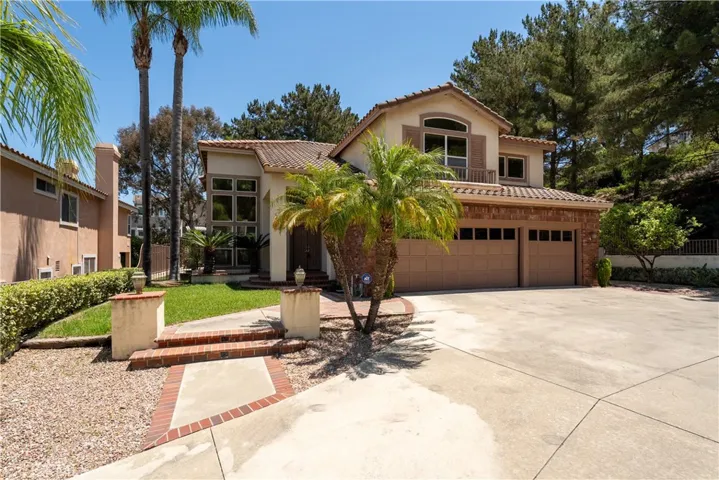 970 S Barton Court, Anaheim Hills, California 92808