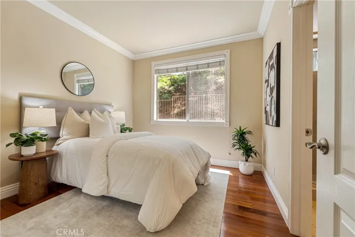 970 S Barton Court, Anaheim Hills, California 92808