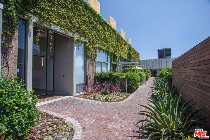 1850 Industrial Street 114, Los Angeles, California 90021