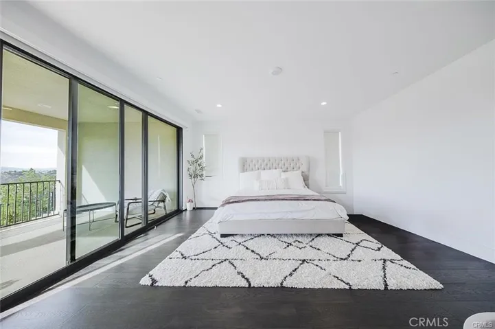 19032 Carranza, Saugus, California 91350