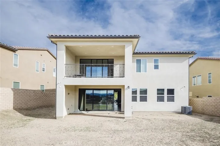 19032 Carranza, Saugus, California 91350