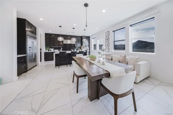 19032 Carranza, Saugus, California 91350