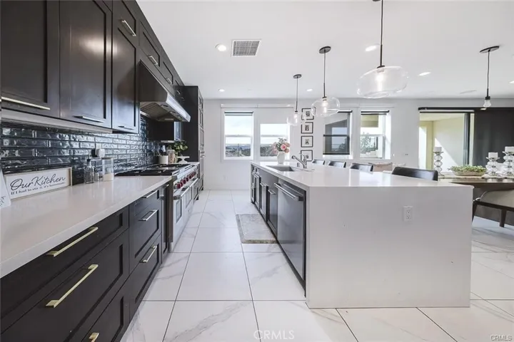 19032 Carranza, Saugus, California 91350