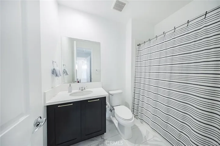 19032 Carranza, Saugus, California 91350