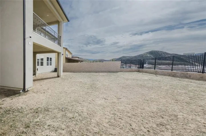 19032 Carranza, Saugus, California 91350