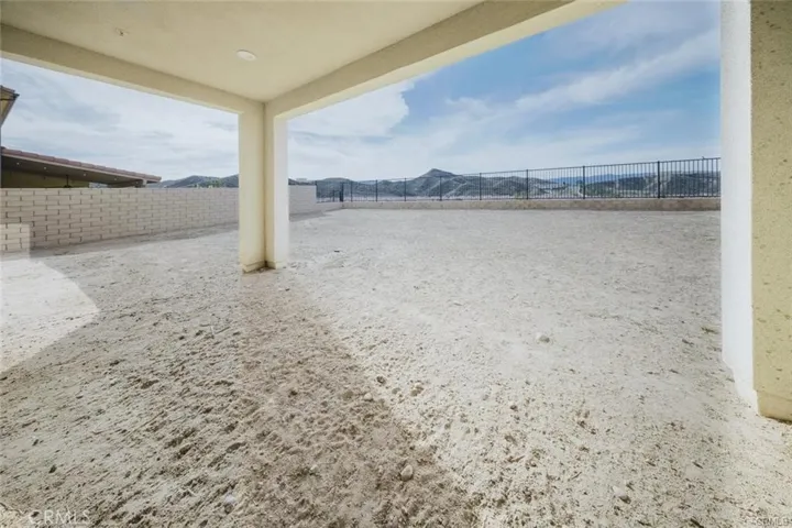 19032 Carranza, Saugus, California 91350