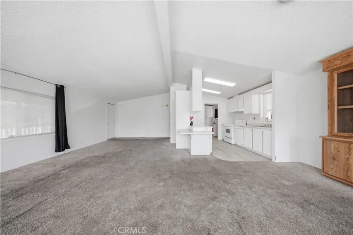 2121 E Avenue I 73, Lancaster, California 93535
