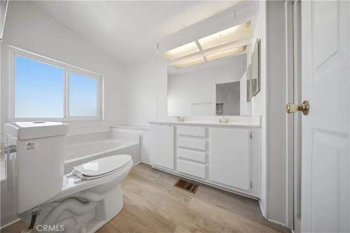 2121 E Avenue I 73, Lancaster, California 93535
