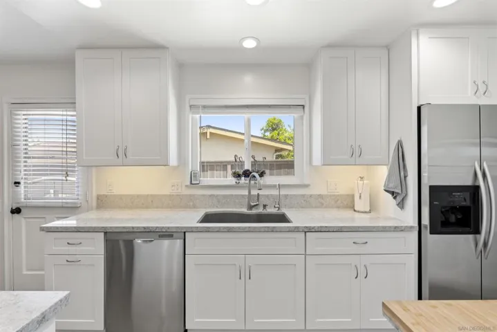 6935 Batista St, San Diego, California 92111