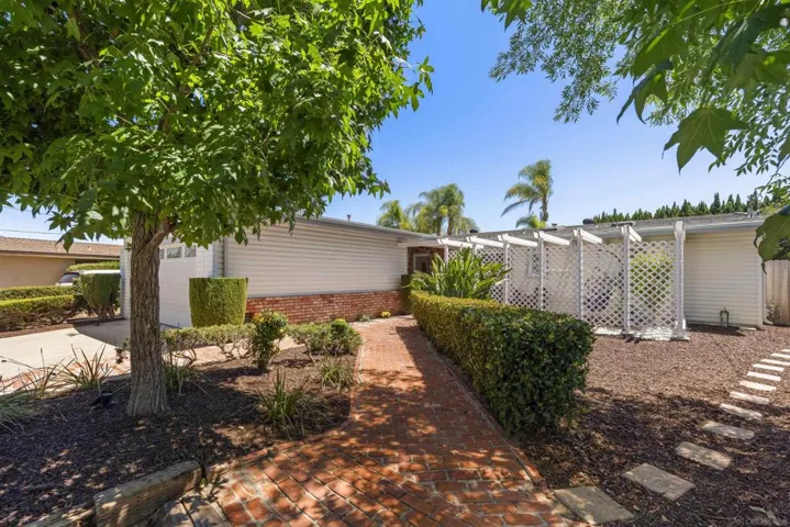 6935 Batista St, San Diego, California 92111