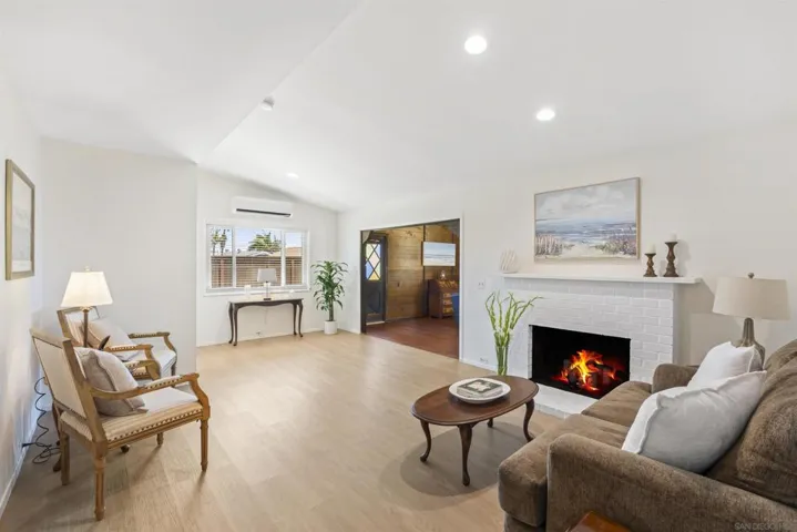 6935 Batista St, San Diego, California 92111