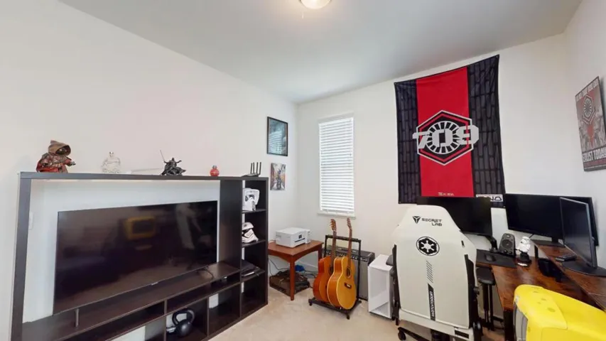 450 Thistle Street, Hollister, California 95023