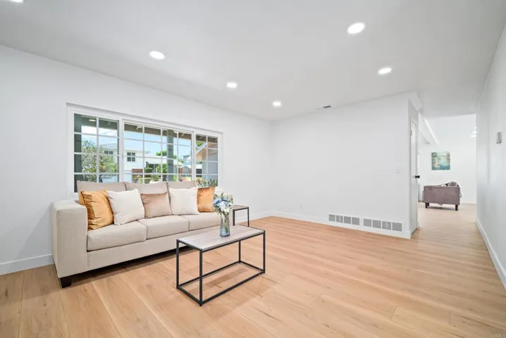 7043 Bobhird Drive, San Diego, California 92119