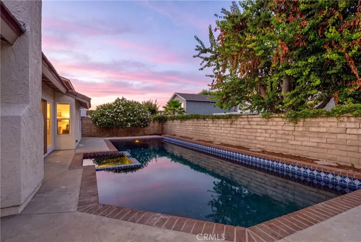 25660 Lochmoor Road, Valencia, California 91355