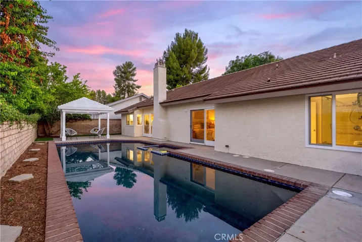 25660 Lochmoor Road, Valencia, California 91355
