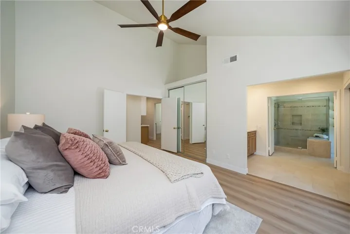 25660 Lochmoor Road, Valencia, California 91355