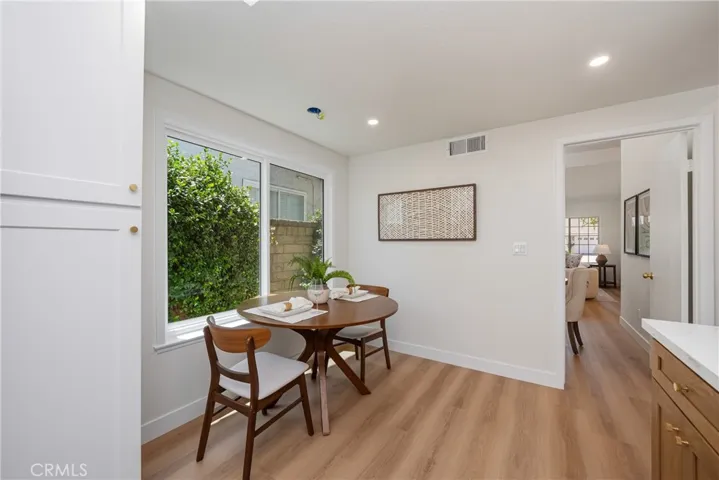 25660 Lochmoor Road, Valencia, California 91355