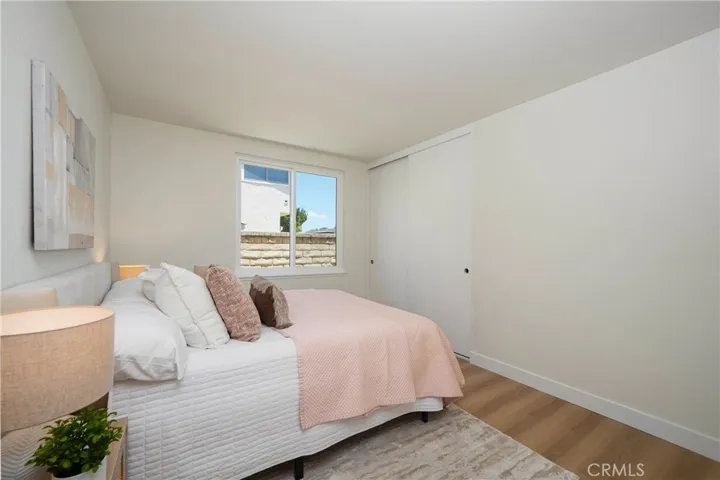 25660 Lochmoor Road, Valencia, California 91355