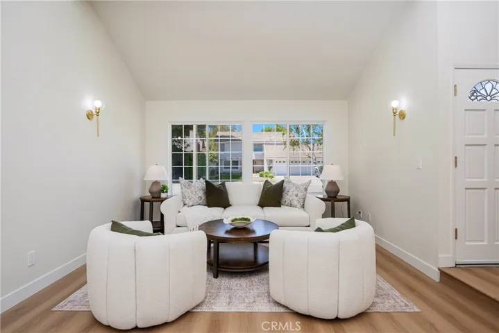 25660 Lochmoor Road, Valencia, California 91355