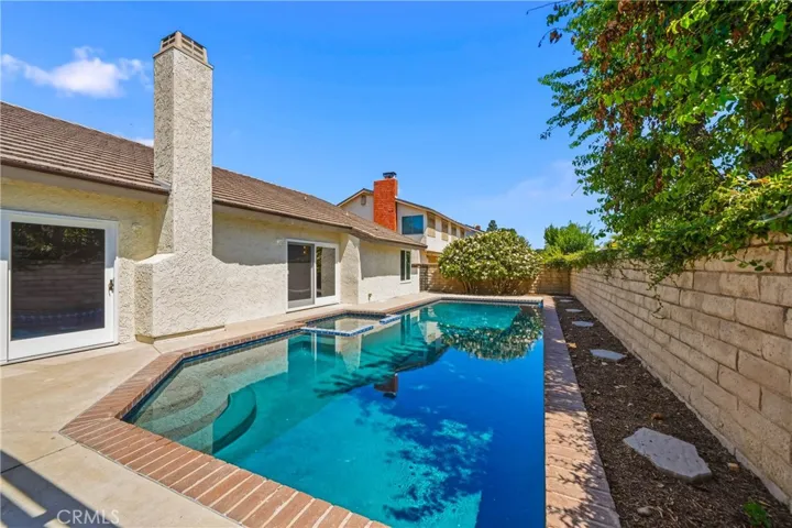 25660 Lochmoor Road, Valencia, California 91355