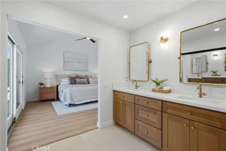 25660 Lochmoor Road, Valencia, California 91355