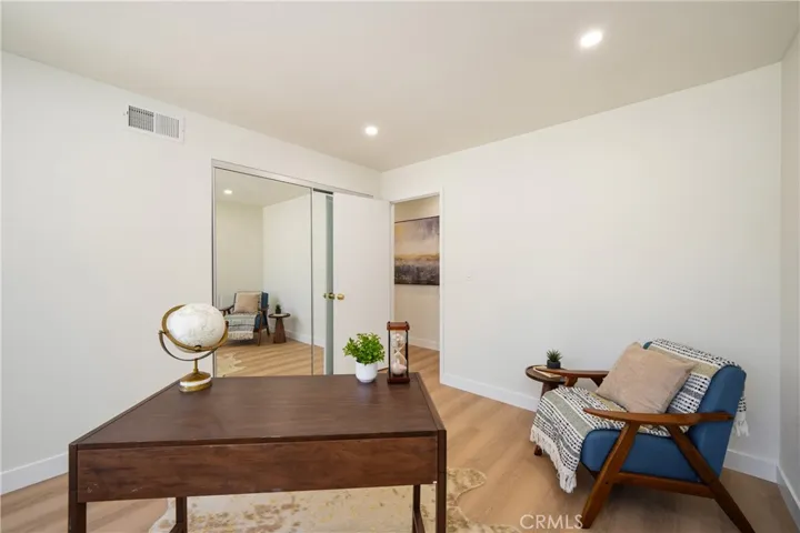 25660 Lochmoor Road, Valencia, California 91355