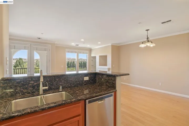 3290 Maguire Way 412, Dublin, California 94568