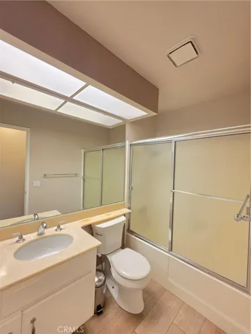 44034 4th E, Lancaster, California 93535